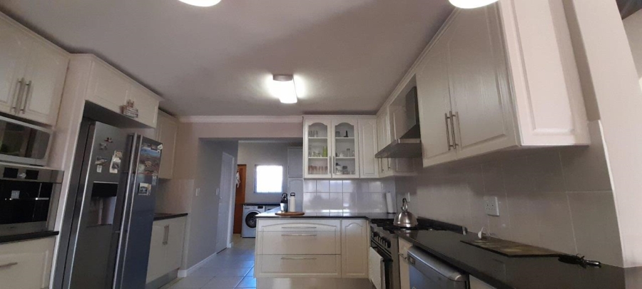 3 Bedroom Property for Sale in Velddrif Western Cape